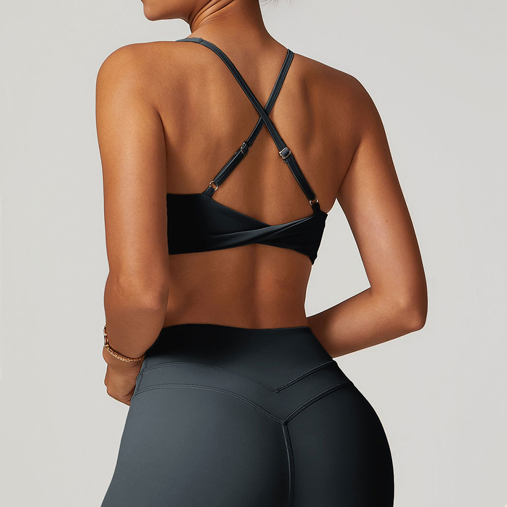 JUREN Biustonosz sportowy Dams – Plunge Bra Push Up recenzja i cena
